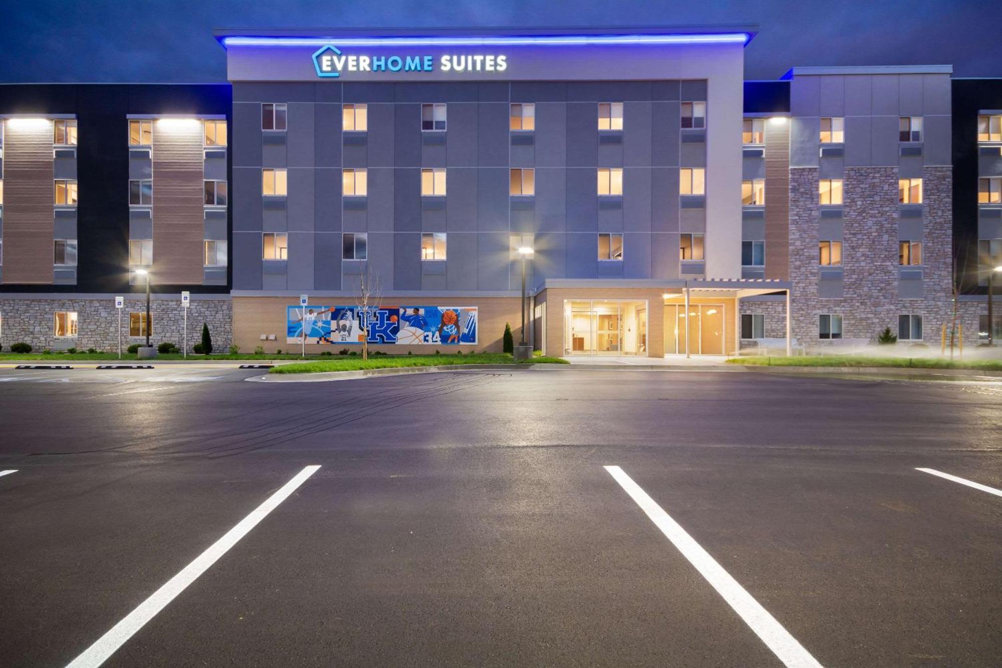 Everhome Suites Lexington - Horse Park المظهر الخارجي الصورة