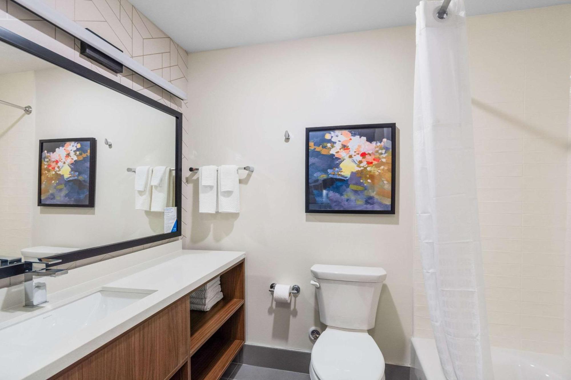Everhome Suites Lexington - Horse Park المظهر الخارجي الصورة