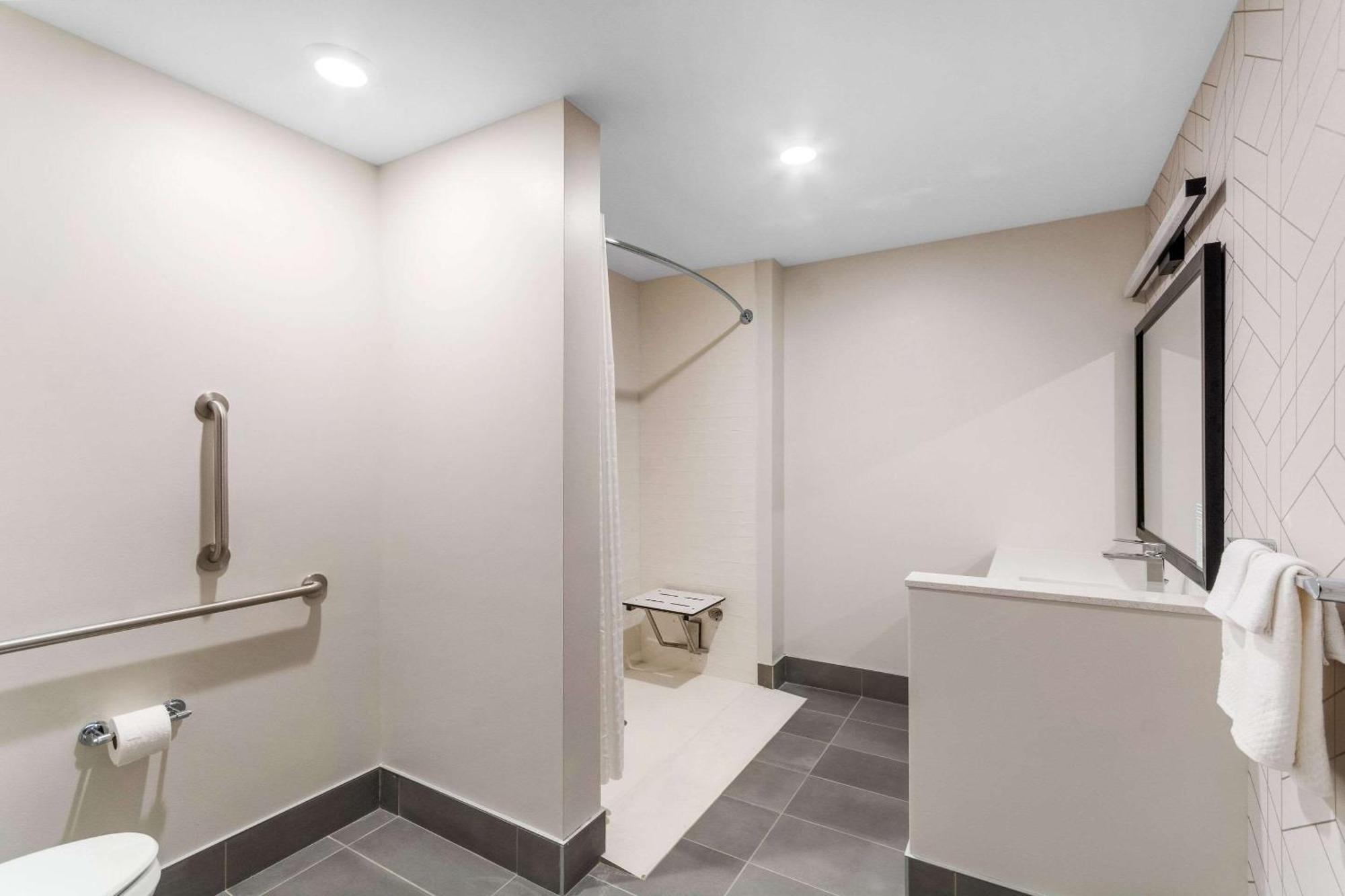 Everhome Suites Lexington - Horse Park المظهر الخارجي الصورة